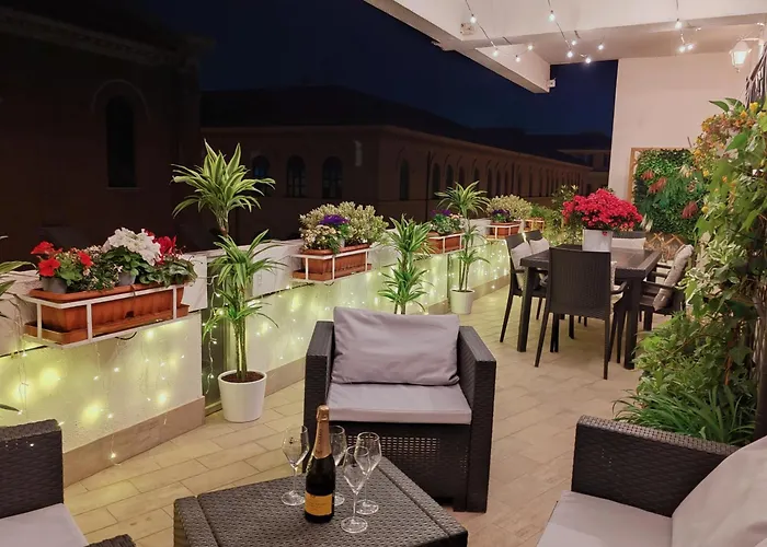 La Dolce Of Via Veneto - Prestigious With Wonderful Terrace In The Historic Center דירה *