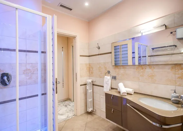 La Dolce Of Via Veneto - Prestigious With Wonderful Terrace In The Historic Center דירה