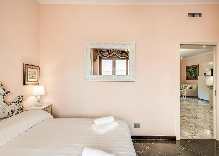 La Dolce Of Via Veneto - Prestigious With Wonderful Terrace In The Historic Center