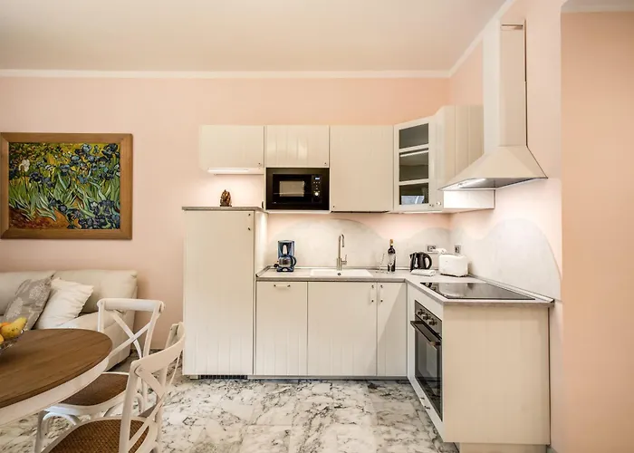 La Dolce Of Via Veneto - Prestigious With Wonderful Terrace In The Historic Center רומא